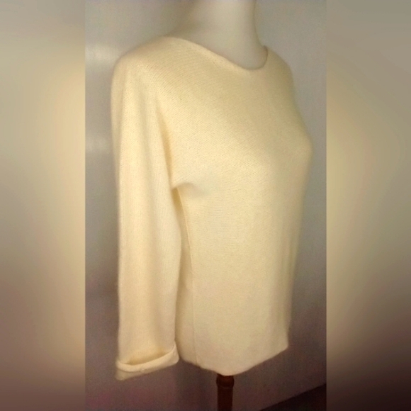 JAEGER WOOL BLEND SUPER SOFT SWEATER - Picture 1 of 7
